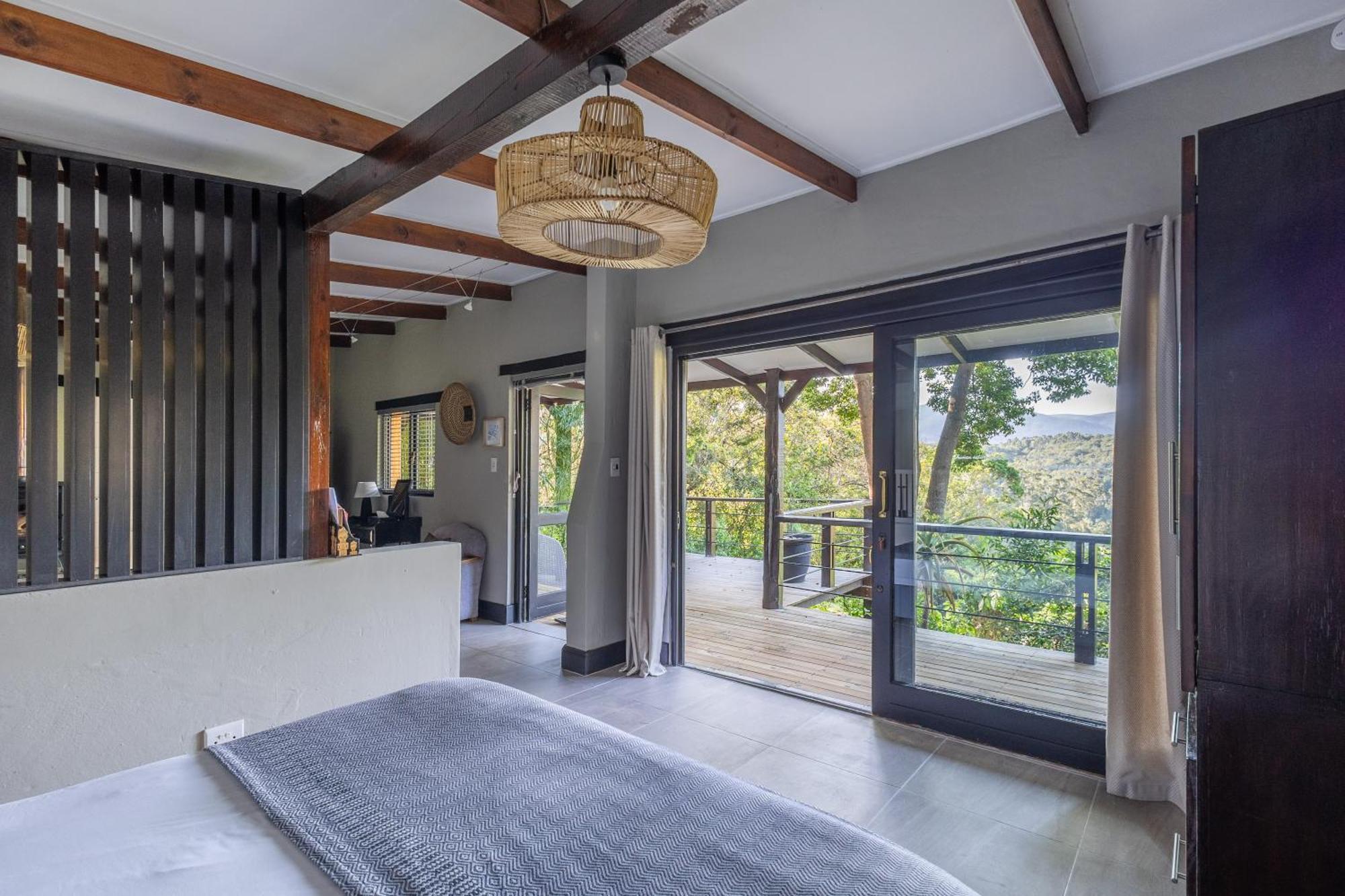 Hog Hollow Country Lodge *